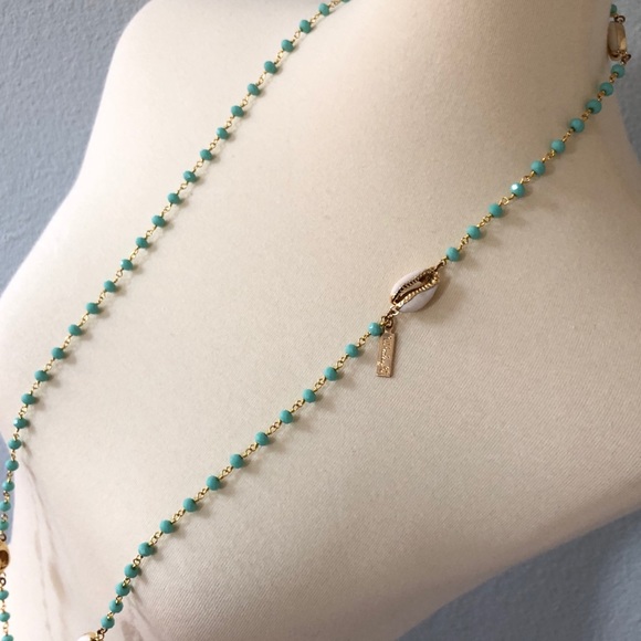 Whitley V {boutique} Handmade Conch Shell Necklace - Picture 2 of 3